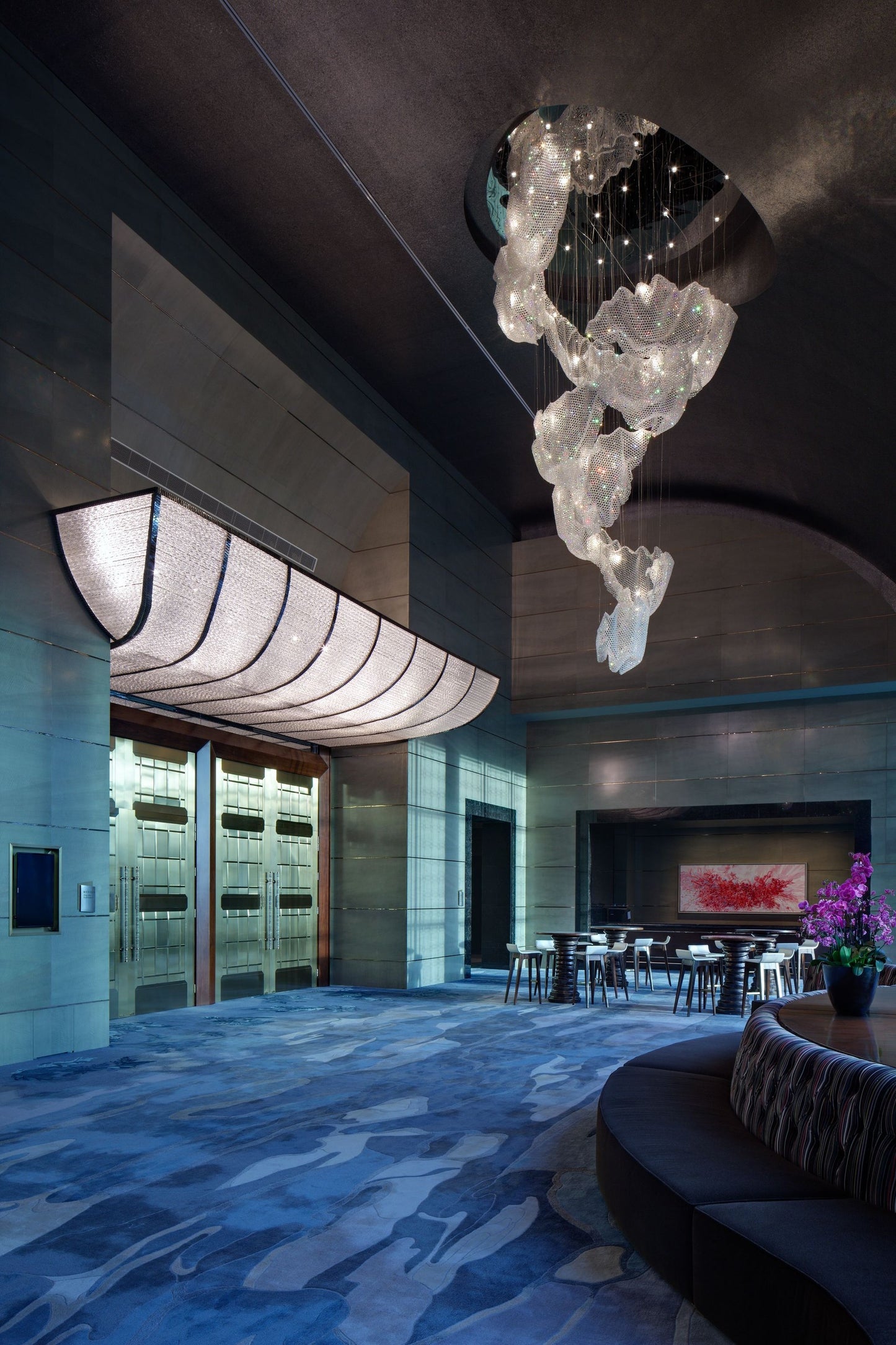 Creative hotel shopping mall large crystal lamp custom manufacturer