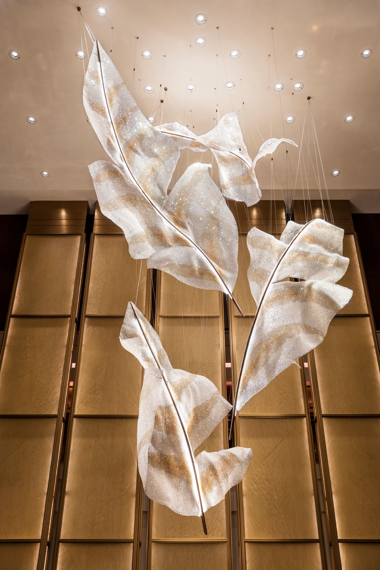 Hotel leaf crystal chandelier