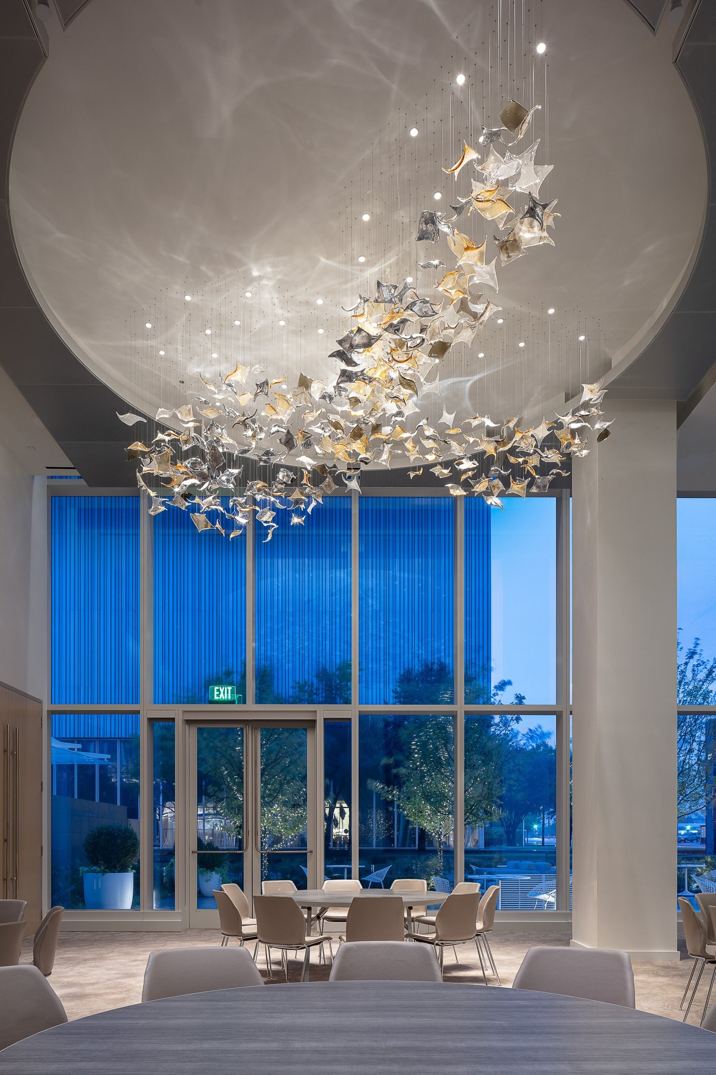 The hotel is not a creative crystal chandelier